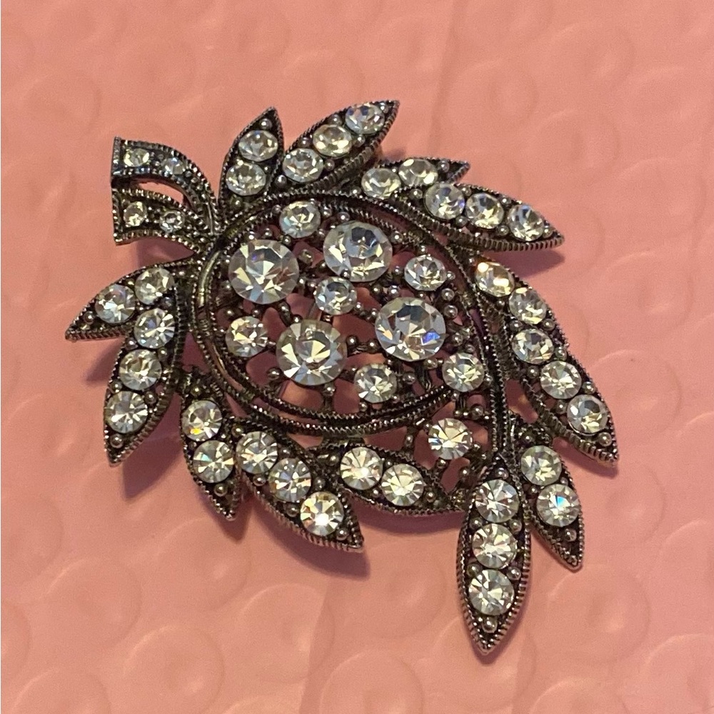 Vintage Antique Silver Crystal Pendant Brooch